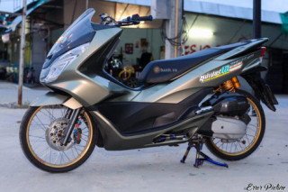 Honda PCX bản độ đậm chất hàng hiệu tại Thái Lan