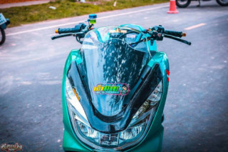PCX 150 độ cực đỉnh với option đồ chơi đẳng cấp trên đất Thái