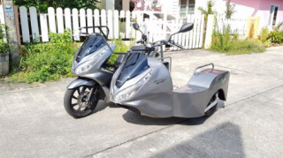PCX 150 độ độc theo phong cách Sidecar và đặc biệt với cách thức lái