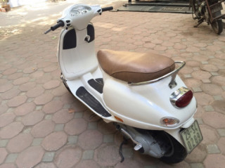 Piaggio ET8 150 máy nguyên trắng ánh trai 29S1 - 0289