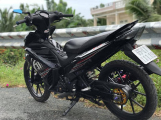 Exciter 135 độ bản nâng cấp hài hòa với dàn chân hơn 20 củ