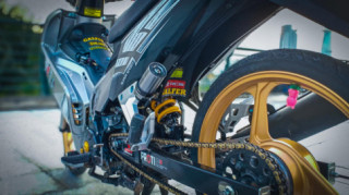 Exciter 135 độ ‘lùi thời đại’ với phong cách cực chất