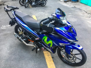 Exciter 150 độ đầy xinh xắn với bộ cánh Movistar thể thao