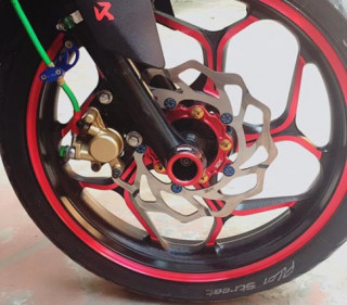 Exciter 150 độ nhẹ với đôi chân đầy cơ bắp của biker Bắc Giang