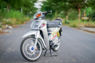 Nhìn ngắm Wave độ nhẹ nhàng với dàn chân có giá trị hơn cả chiếc xe