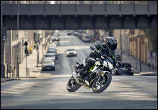 Thông số kỷ thuật Kawasaki Z125 ABS 2019 vừa được công bố