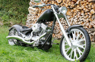  Chopper độ ‘bộ xương gấu’ 