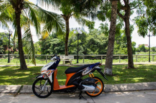 Click 125 độ không đụng hàng với phong cách mâm sole
