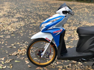 Click 125 độ với ngoại hình khác biệt cùng dàn chân Ohlins 2019