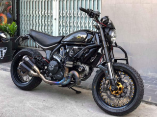 Ducati Scrambler huyền thoại cổ điển đậm chất chơi từ Biker Việt