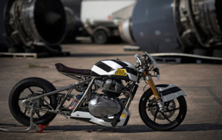 Royal Enfield -mãn nhãn với ‘Gã quái vật nước rút’ Lock Stock