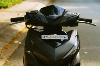 Vario 150 độ điều áp Fi cùng loạt đồ chơi hàng hiệu