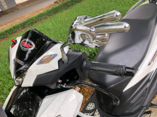 Vario 150 độ KHỦNG với ống xả 