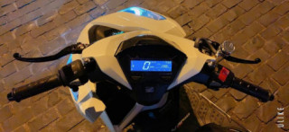 Vario 150 độ kịch độc với dàn chân mỏng như dao cạo