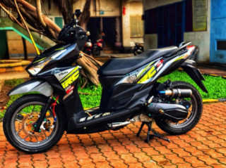 Vario 150 độ phuộc xéo phong cách Ducati vừa ra mắt bản độ mới