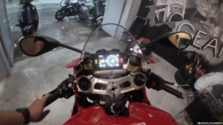 Video Đập Hộp Chiếc Ducati Mà Mình Hằng Ao Ước | Ducati Panigale V4 |