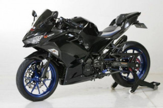 Kawasaki Ninja 250 ‘Tài tử’ đặc sắc với dàn trang bị khủng