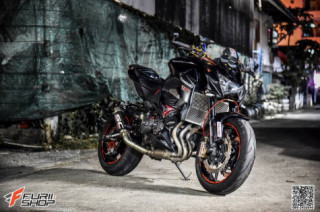 Kawasaki Z800 sắc cạnh với dàn trang bị cộm cán