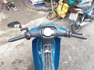 Săm soi Wave độ với loạt đồ chơi khủng cùng dàn chân Suzuki hầm hố