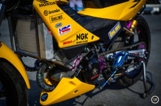Sonic 125 con ‘quái vật’ thực thụ với dàn ghi đông trăm triệu