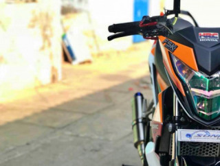 Sonic 150 độ mạnh về hiệu năng với dàn ghi đông bạc triệu