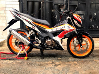 Sonic Repsol độ đơn giản với loạt đồ chơi tinh tế