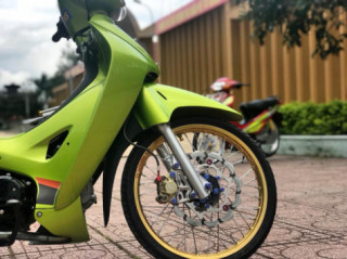 Wave 125 độ bốc lửa bằng dàn đồ chơi sang trọng