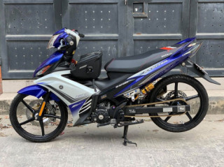 Cận cảnh Exciter 135 độ với dàn trang bị đắt xắt ra miếng