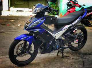 Exciter 135 độ đậm chất chơi với phong cách đi lùi thời đại