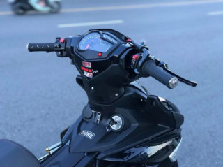 Exciter độ với tổng thể full đen cùng dàn đồ chơi ngoài sức tưởng tượng