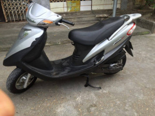 Rao bán SYM Attila Victoria đời 2010 biển Hn chính chủ phụ nữ ít dùng còn mới 5tr800