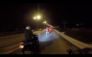 Suy nghĩ sai lầm về việc trang bị đèn trợ sáng khi ‘tối thì bật, sáng thì tắt’