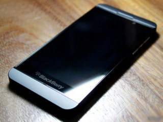 BlackBerry 10 L-Series rò rỉ tại Việt Nam