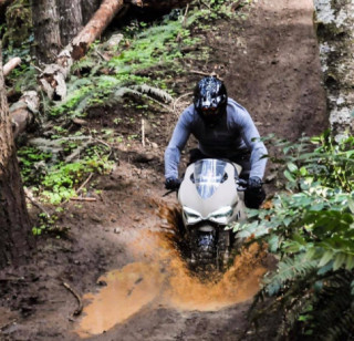 Ducati 1199 Panigale độ ấn tượng với phong cách Off-Road chuyên nghiệp