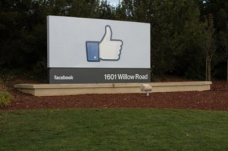 Facebook: Hơn 1.000 yếu tố chi phối thuật toán xếp hạng News Feed