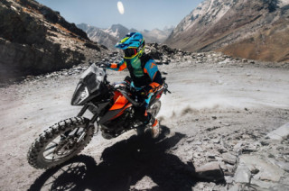 KTM 390 Adventure 2021 lập kỷ lục leo đèo cao nhất thế giới