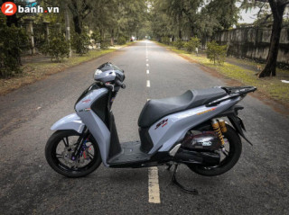 SH150 độ với diện mạo mới đầy chất chơi trên con đường vắng