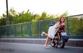 Vario 150 độ cực khủng với dàn đồ chơi chất đến ngất của nữ Biker
