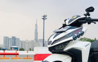 Vario 150 lạnh lùng boy với khối đồ chơi hạng sang