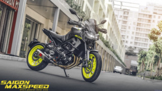 Yamaha MT-09 độ ấn tượng của Nữ biker Việt sinh năm 2000