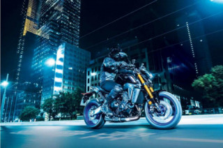 Yamaha MT-09 SP 2021 ra mắt với trang bị cao cấp hơn, đắt tiền hơn