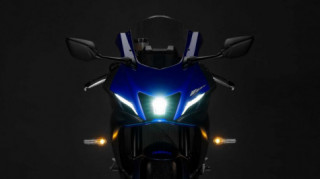 Yamaha R7 2021 chính thức ra mắt với giá từ 200 triệu đồng