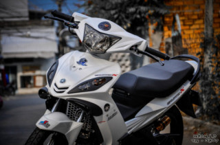 Exciter 2010 độ dàn chân ‘xem là nghiện’ của biker miền Tây