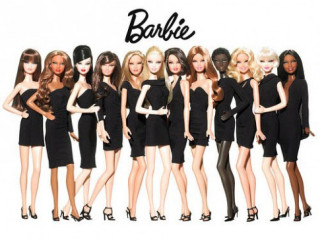 Lộng lẫy nhà búp bê Barbie từ xưa đến nay