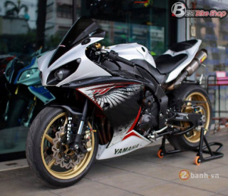 Yamaha R1 hàng hiếm trong bản độ chuẩn bài đẳng cấp