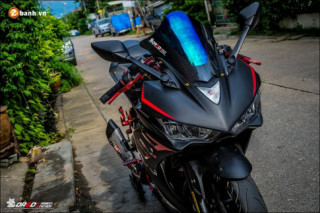 Yamaha R3 độ mạnh mẽ cùng version Dark Black