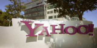 Yahoo! rao bán hàng trăm tên miền ‘ngàn đô’