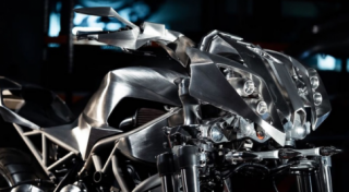 Yamaha Niken độ đầu tiên trên thế giới của Game Over Ciking