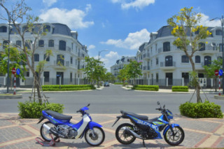 2 anh em cùng họ khác tên