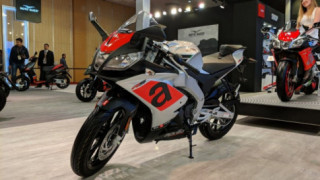 Aprilia GPR 150 của Trung Quốc mang thiết kế khá giống Aprilia RS 150 từng được giới thiệu tại Ấn Độ